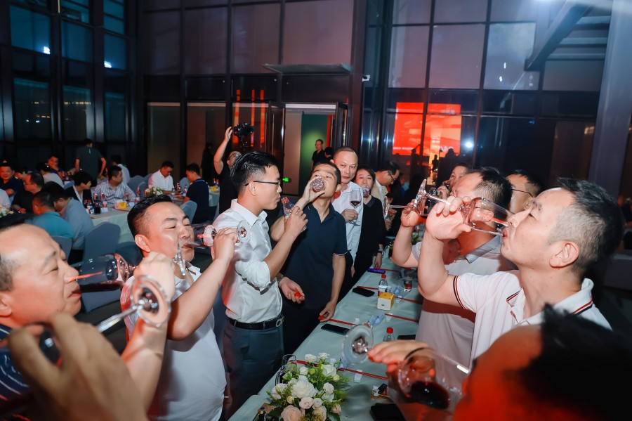 68084586252db.jpg 68084586252db.jpg